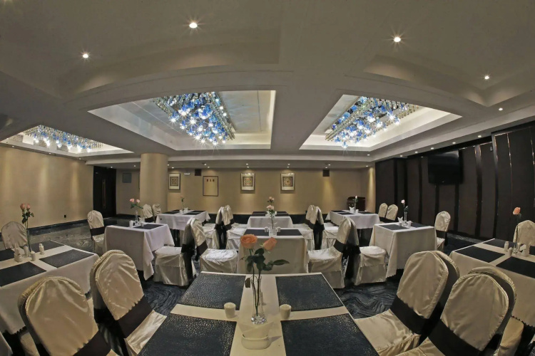 Yarrow Boutique Hotel
