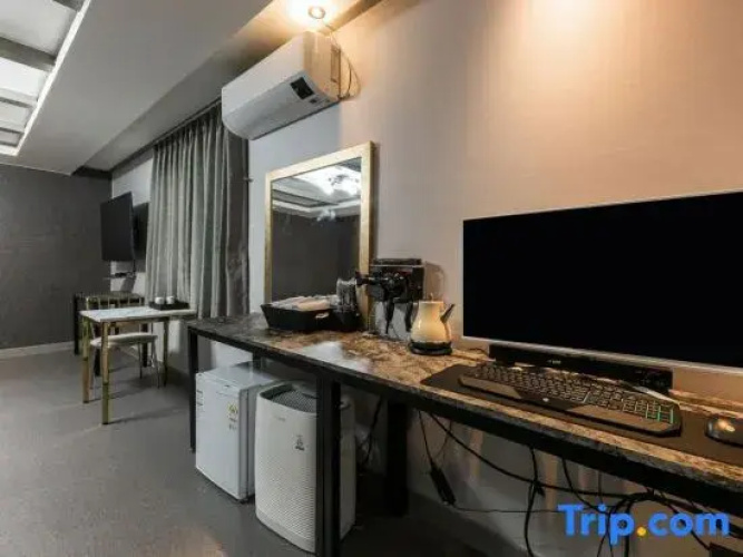 Iksan Hotel G7