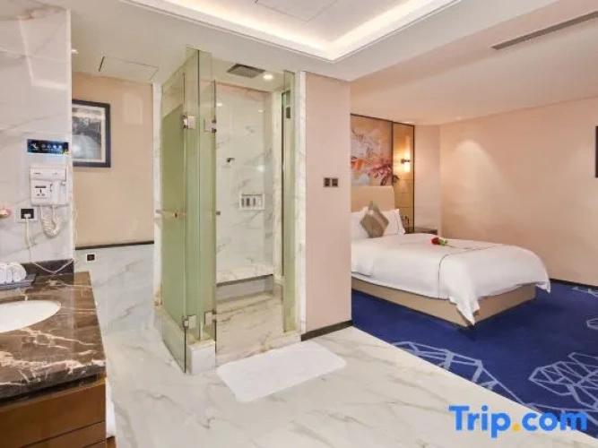 Business Double Family Suite