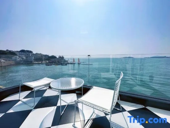 Standard Double room with balcony and with sea view