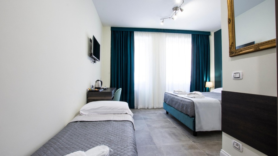 Economy Triple room