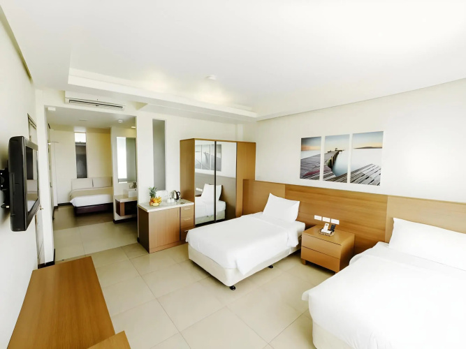 Ocean Suites Boutique Hotel