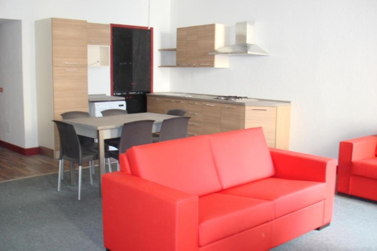 3 Bedrooms Apartment