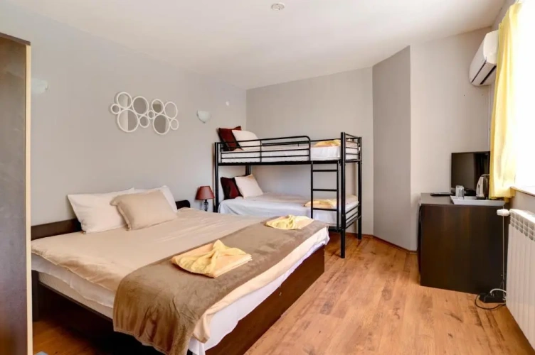 Standard Quadruple room with balcony