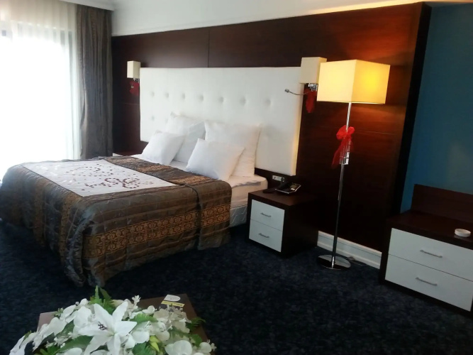 Paradise Island Hotel