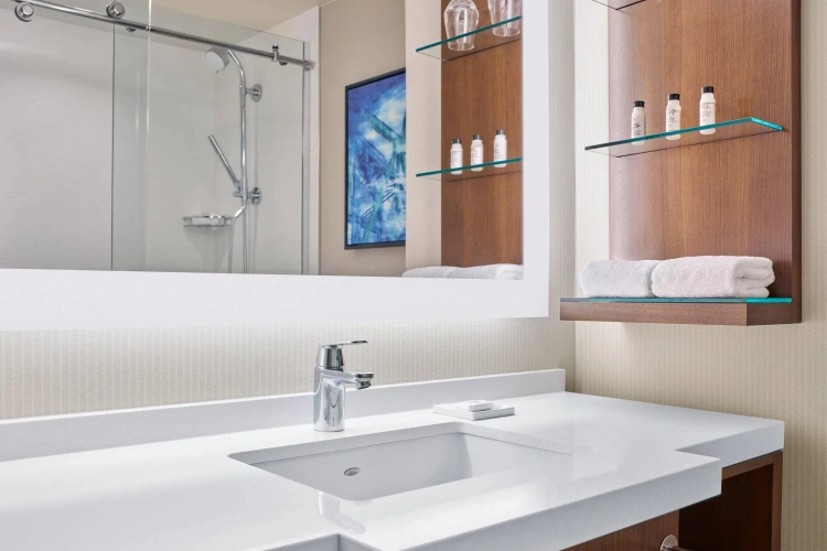 1 Bedroom Quadruple Suite