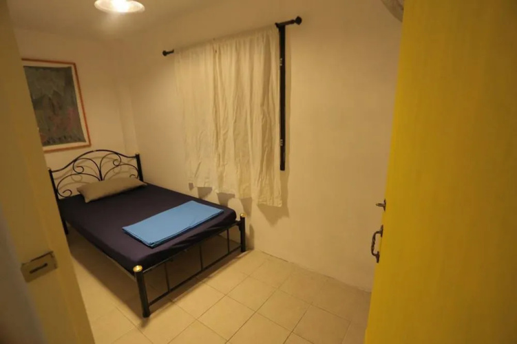 Maroom Art Hostel