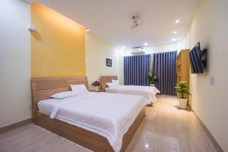 Quadruple Suite