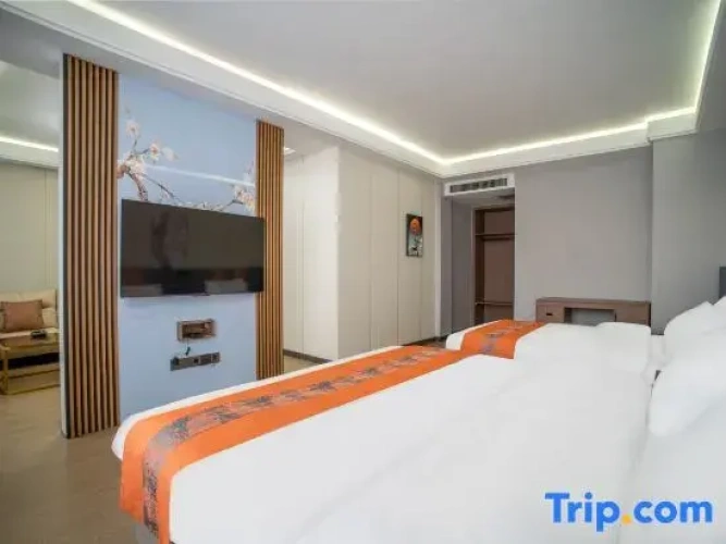 1 Bedroom Family Suite
