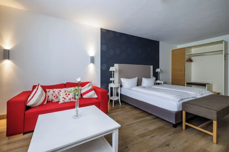Deluxe Double Suite with city view