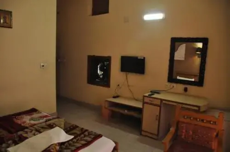 Hotel Pratiksha