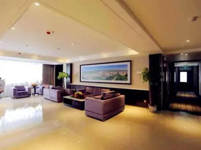 Homeinn Ripple Yun Hotel (Yan'an Baota Mountain Erdao Street)