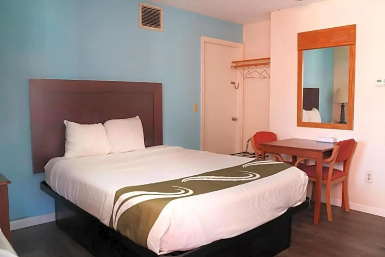 Chippewa Motel