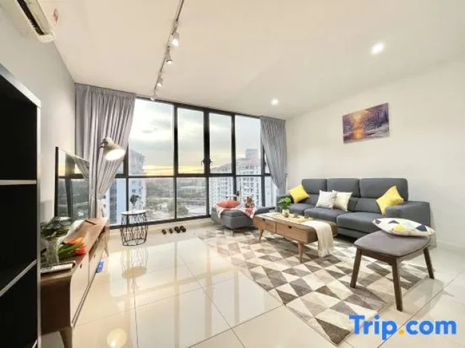 2 Bedrooms Apartment