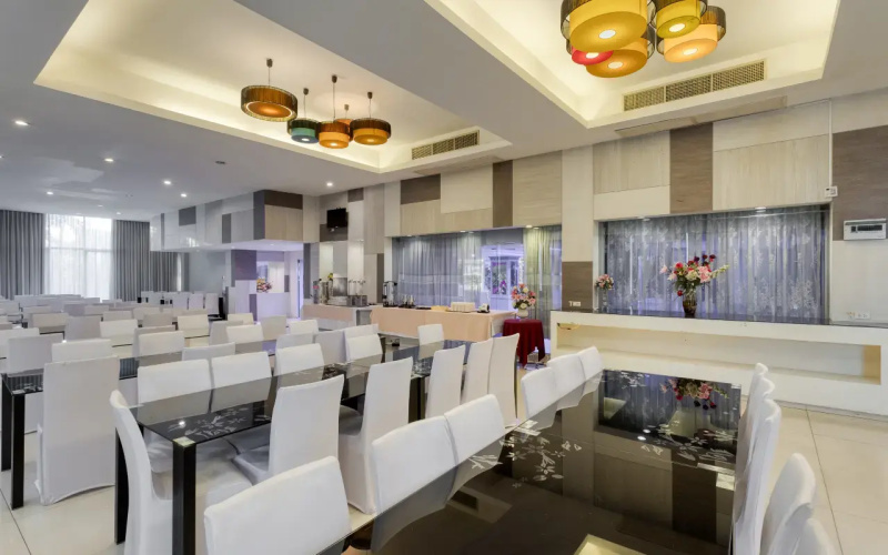 Aunchaleena Grand Hotel Wing B