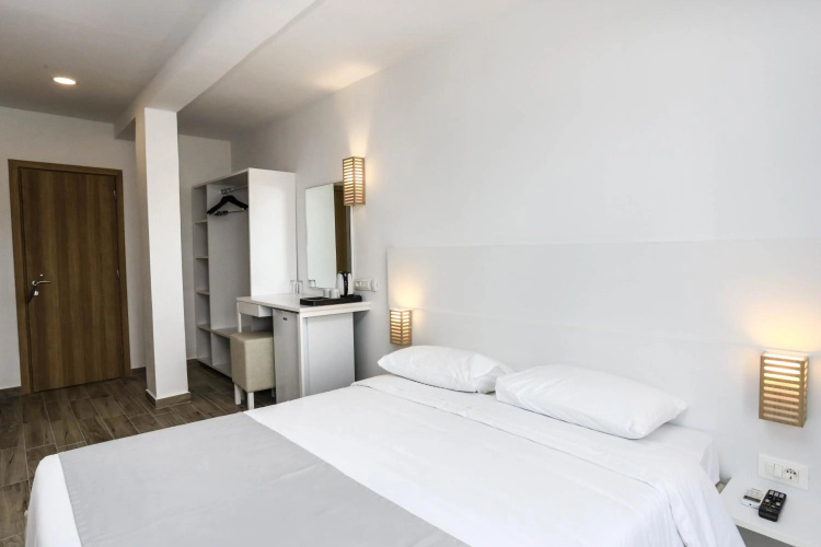 Almiros Beach Hotel