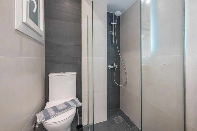Phaedon Terrace Suite Near Acropolis by Cloudkeys