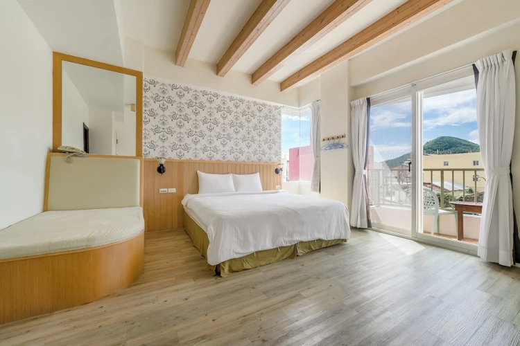 Deluxe Double room with balcony