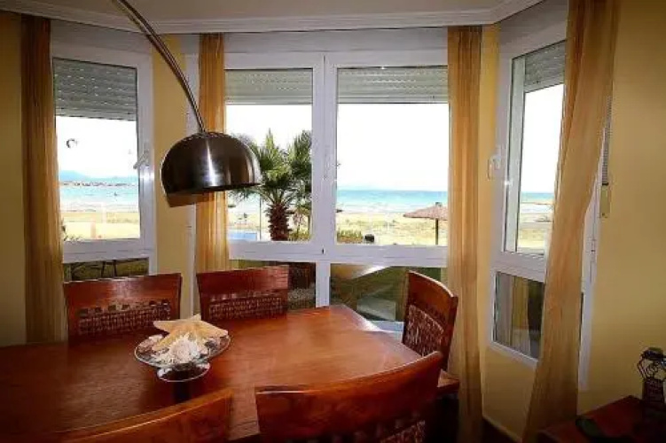 Bahía del Molinell 64
