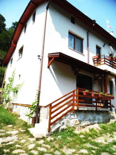 Kirilova House