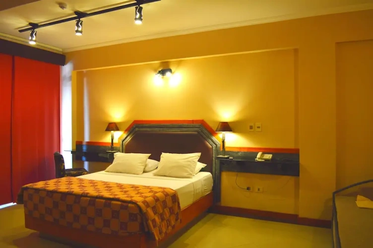 Executive Suite with balcony