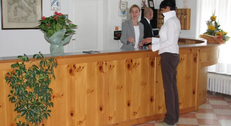 Hotel Villa Flora