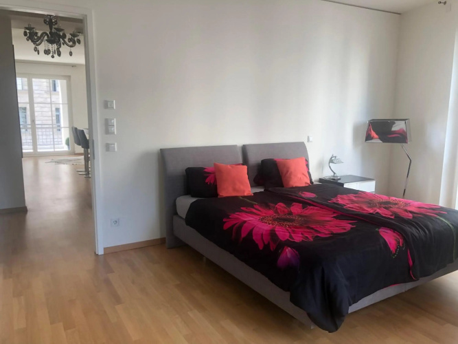 Luxury 145 m2 Apartment with Terrace