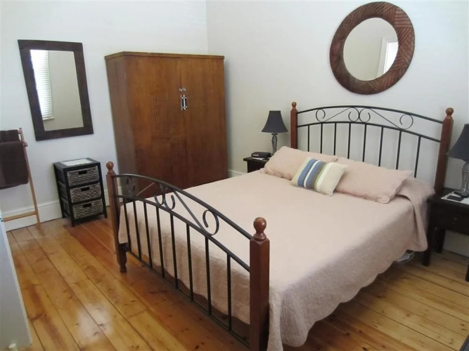 Maeville Cottage