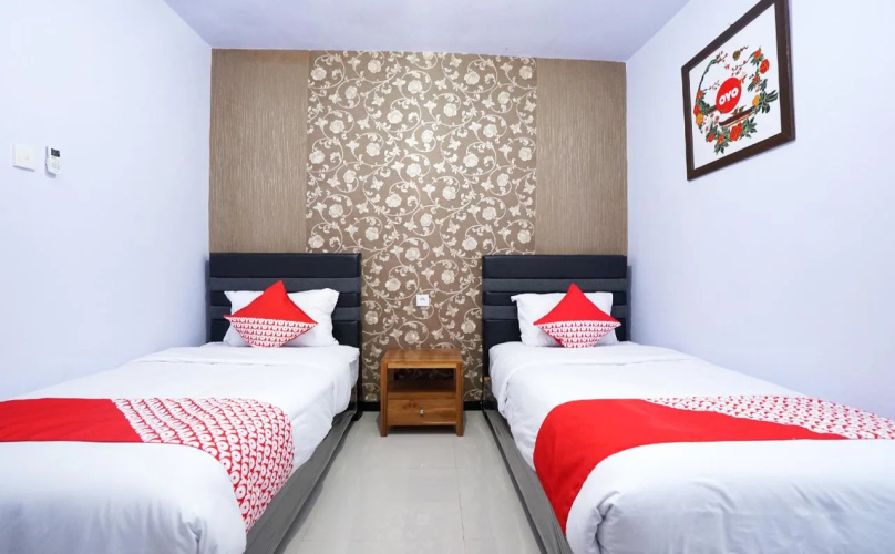 Eston House By OYO Rooms