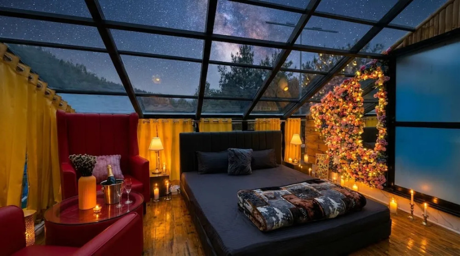 XTSY Travellers Hostel