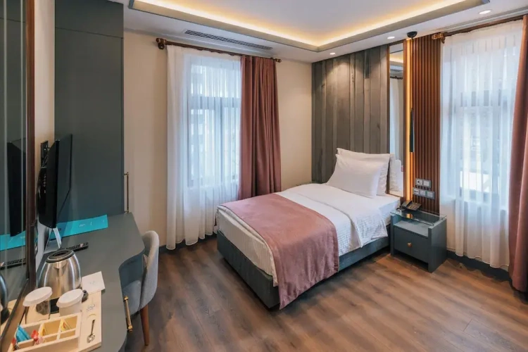 Standard Single room