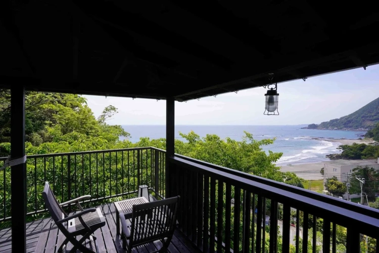 Deluxe Twin room with balcony and with sea view