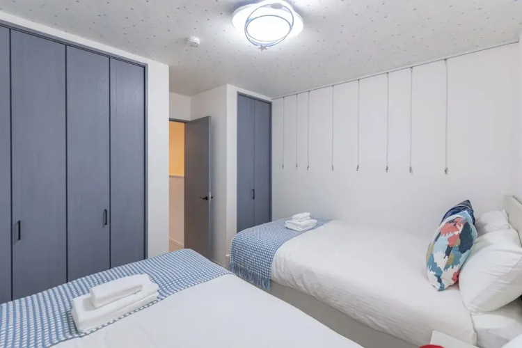 Nishikujo Maison Le Bleu Chigusa