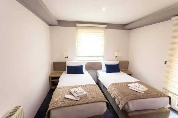 Classic Twin room