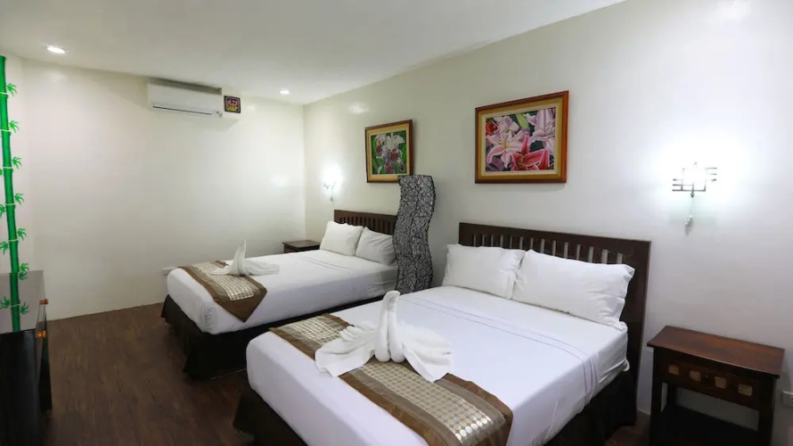 Luljettas Place Garden Suites