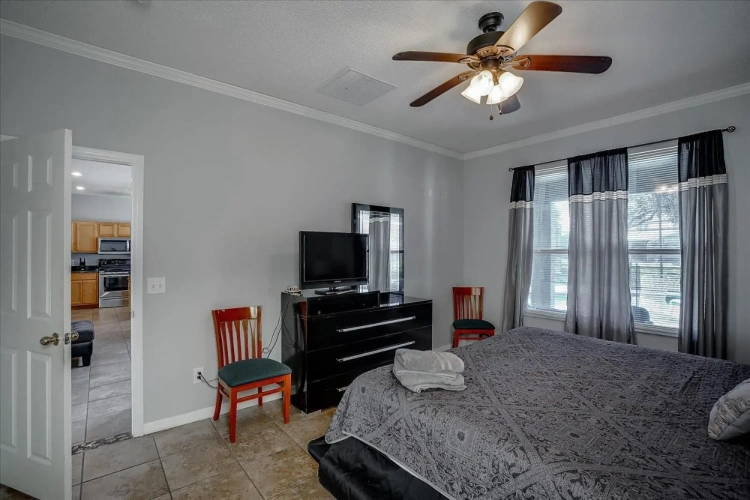Guest rooms