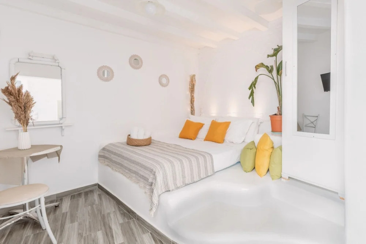 Dibellee Mykonos Studios
