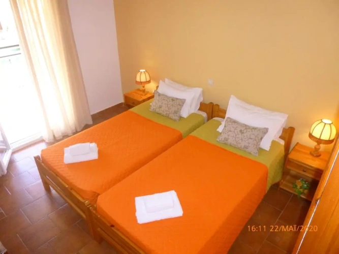 2 Bedrooms Quadruple Apartment