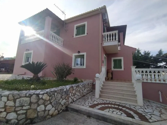 Villa with garden view