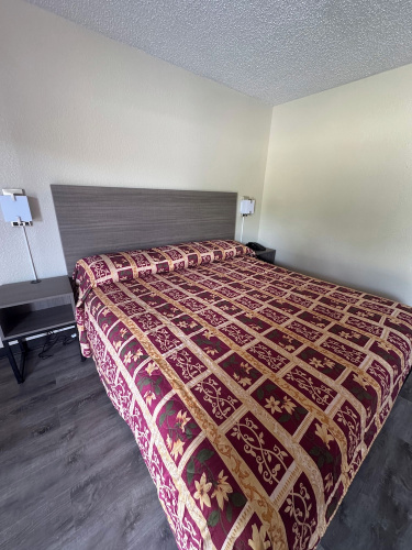 Studios & Suites 4 Less Virginia Beach