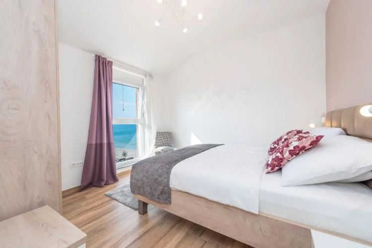 Luxury Apartments - La Vir 5& 6