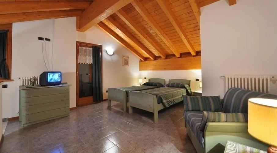 Hotel Tambò