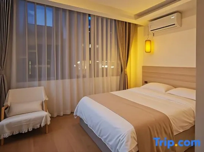 Standard Double room with view