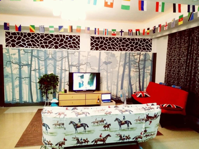 Horse Hostel