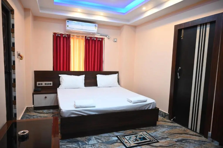 Hotel Tulusi Inn