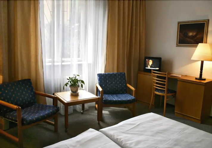 EA Hotel Jasmín