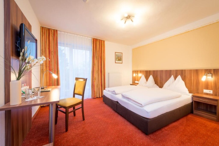 Deluxe Single room