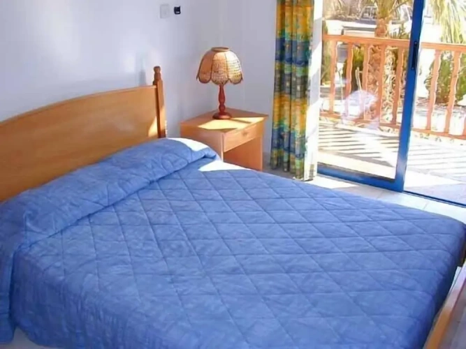 1 Bedroom Apartment with sea view