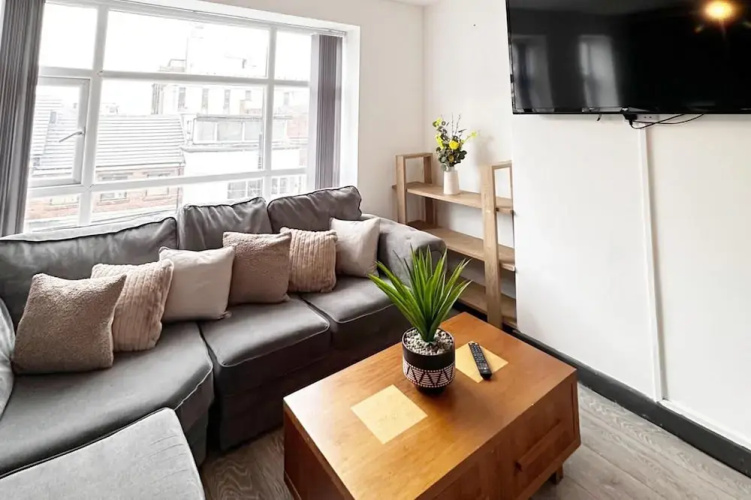 Willow Suite - 3br - Sleeps 8 - Central Blackpool