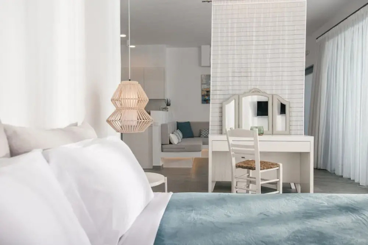 Fiore Suites